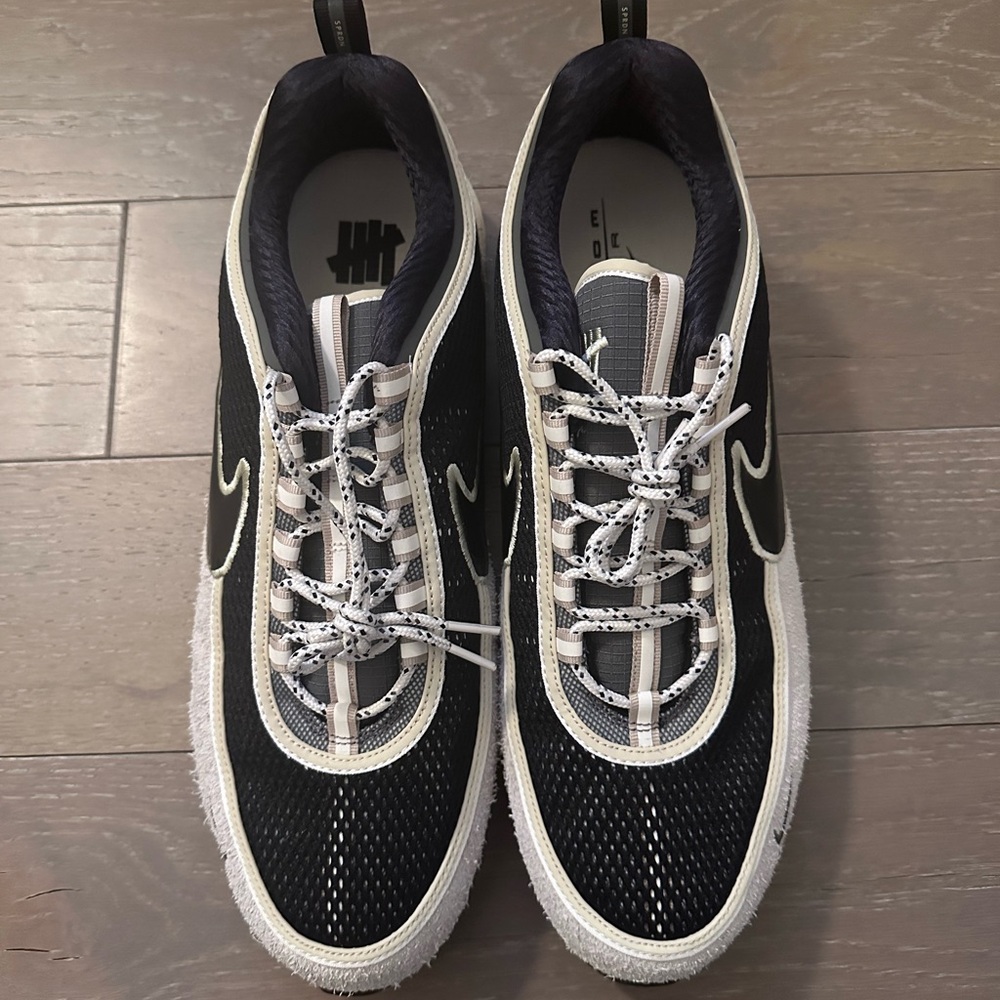Nike Air Zoom Spiridon Undefeated Phantom